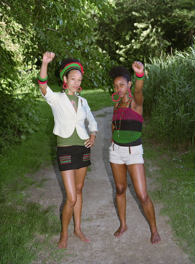 Jamel Shabazz, “Power to the people” (2000) 38