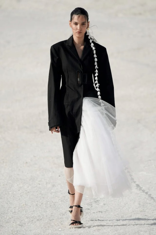 Jacqeumus SS23 23