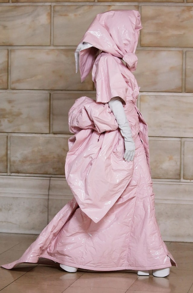 Marc Jacobs AW22 1