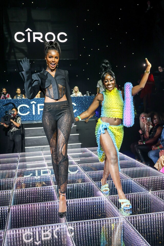 C&#206;ROC Iconic Ball - Leomie Anderson _ Bree Runway 4