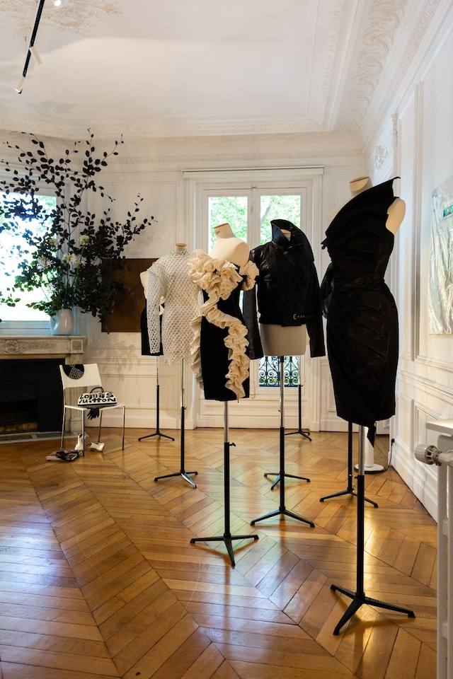 Alexander Fury Re:See column on archival vintage fashion 3