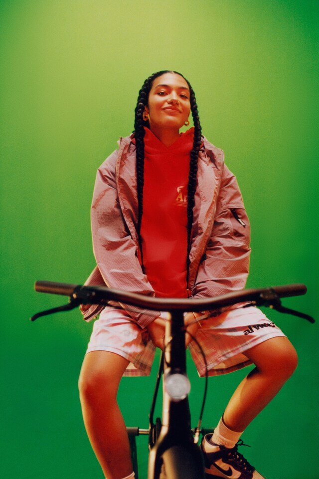 Olivia Dean, Make Tracks to Make Change 0