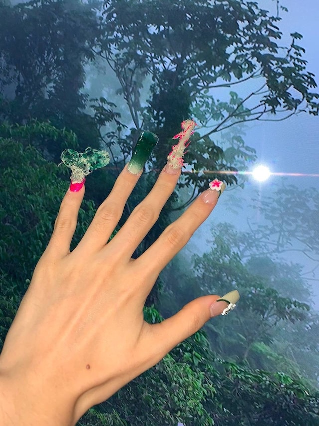 Cyshimi nails 17