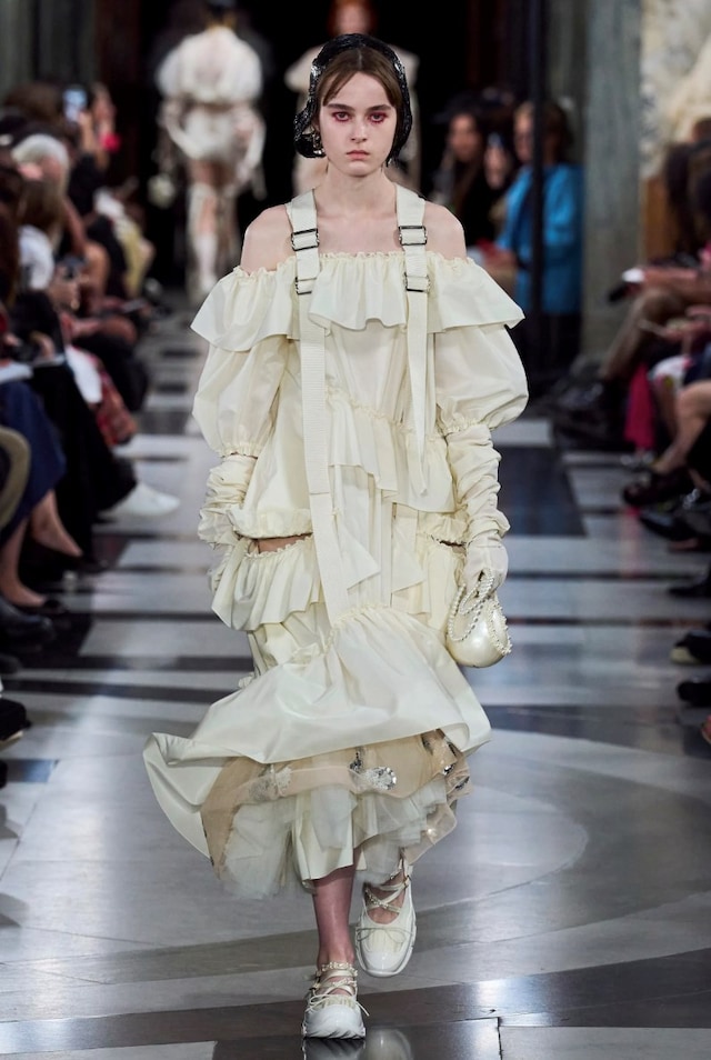 Simone Rocha SS23 womenswear 23