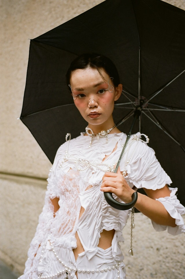 New York Fashion Week ss23 womenswear street style 18