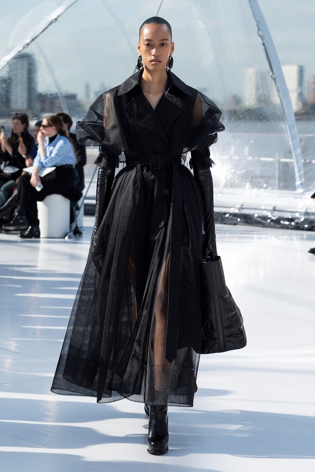Alexander McQueen SS23 21