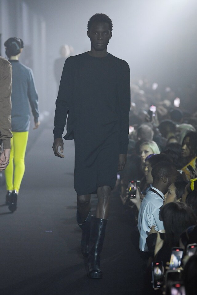 Raf Simons SS23 show at Printworks London 7