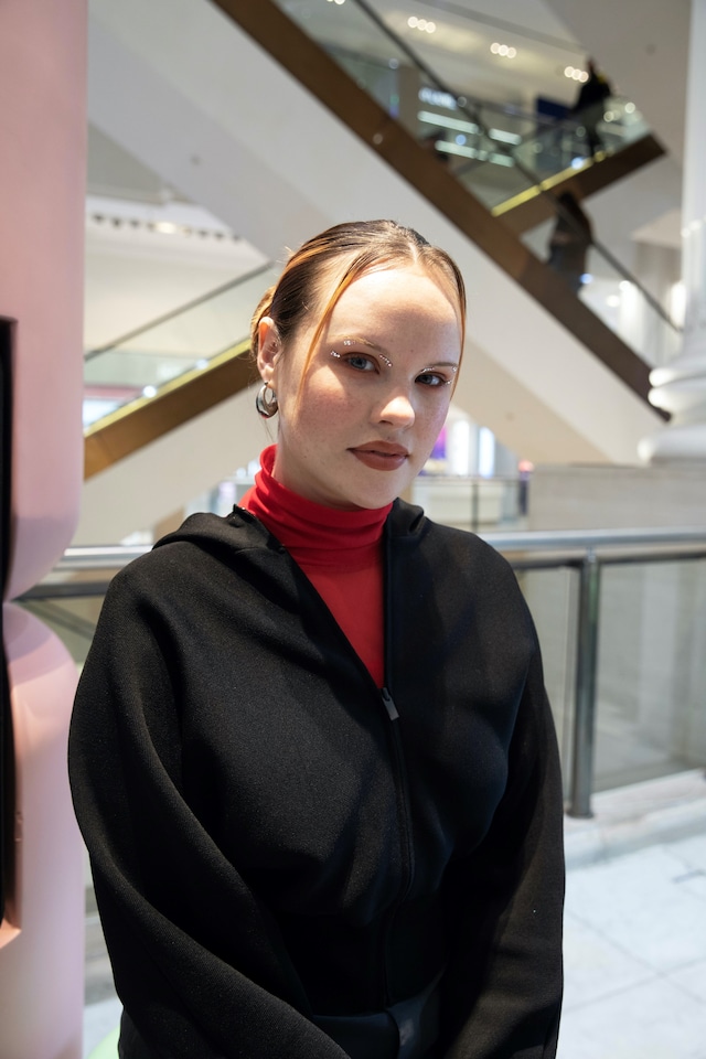 SimiHaze Beauty pop-up 9
