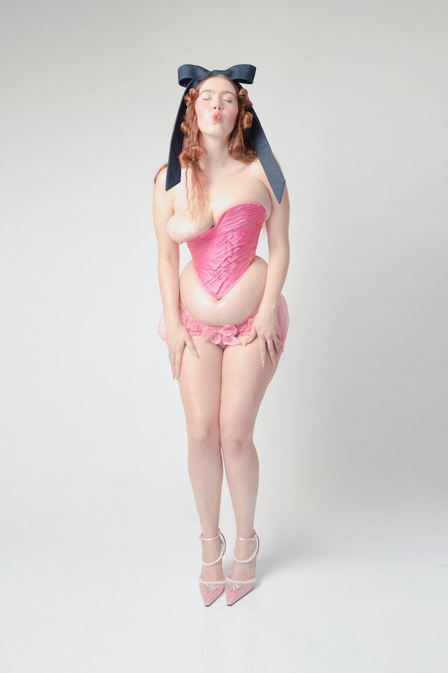 Michaela Stark body-morphing couture website 18