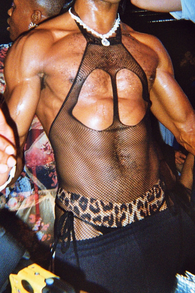 LA CREOLE 11