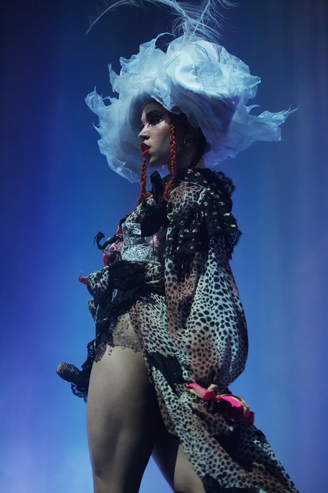 The Making of Magdalene fka twigs dazed fragrance 7
