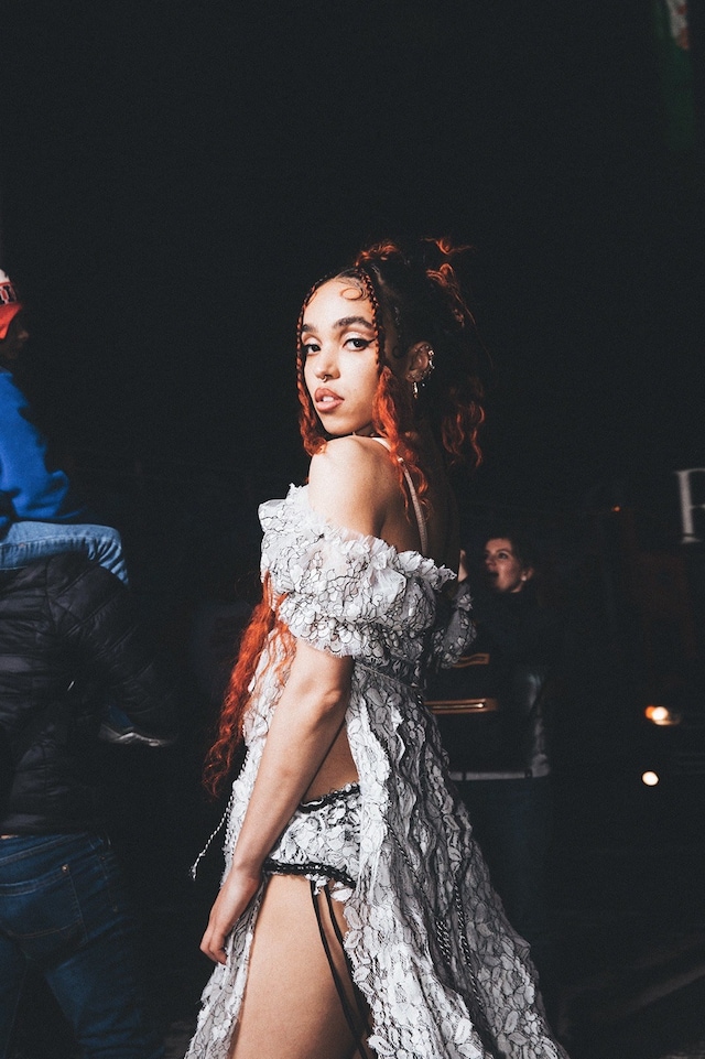 The Making of Magdalene fka twigs dazed fragrance 15
