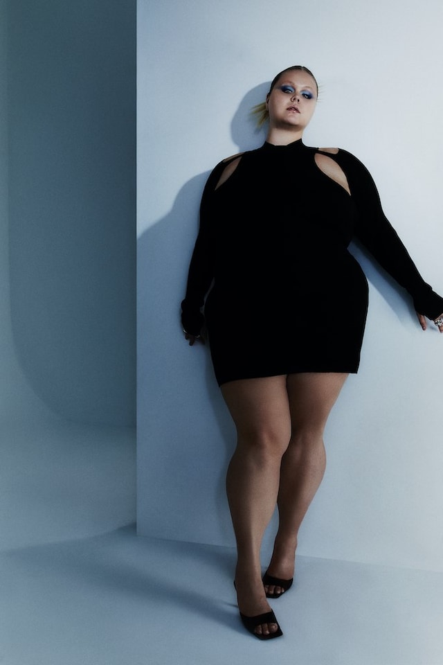 BLUEKI curve / plus size clothing by model Yumi Nu 7