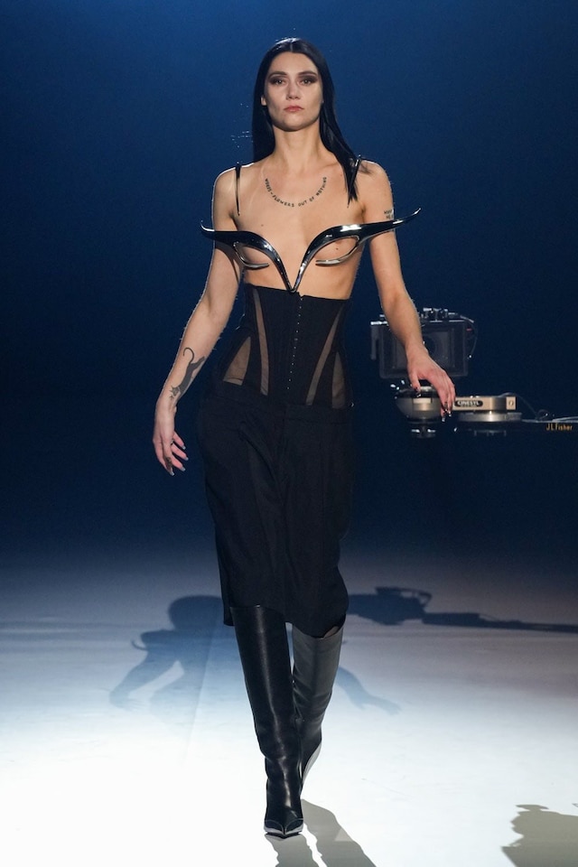 Mugler AW23 9