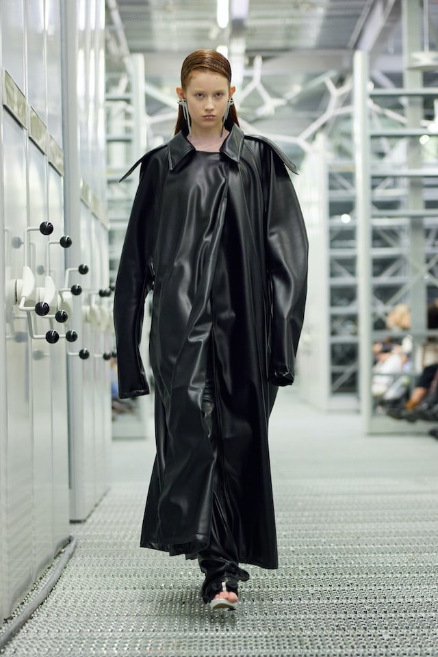 Sia Arnika Berlin designer AW23 collection womenswear 15