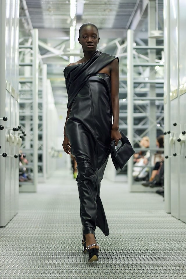 Sia Arnika Berlin designer AW23 collection womenswear 26