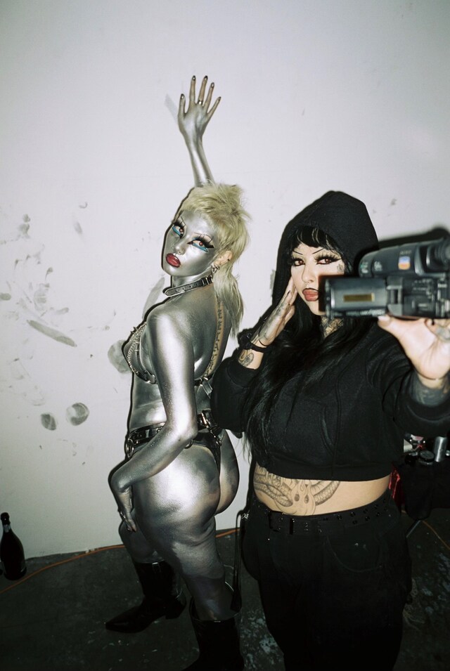 Selena Ruiz make-up artist 2