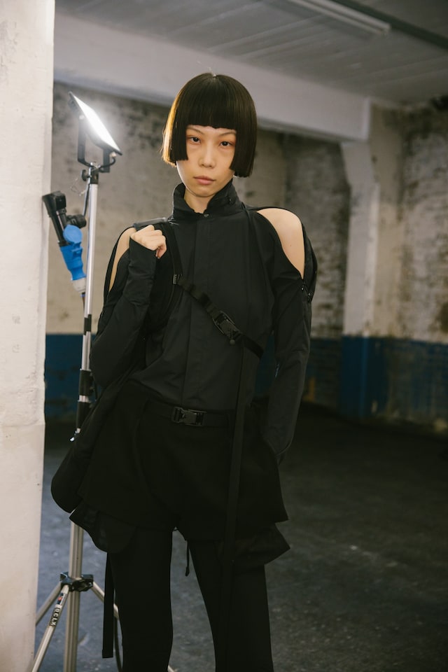 FashionEast_AW23_LFW_Dazed_CrisFragkou_5 4