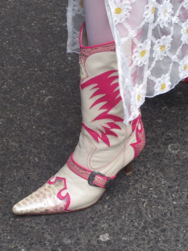 Street Style: London Fashion Week AW23 24