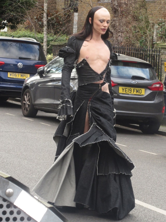 Street Style: London Fashion Week AW23 19