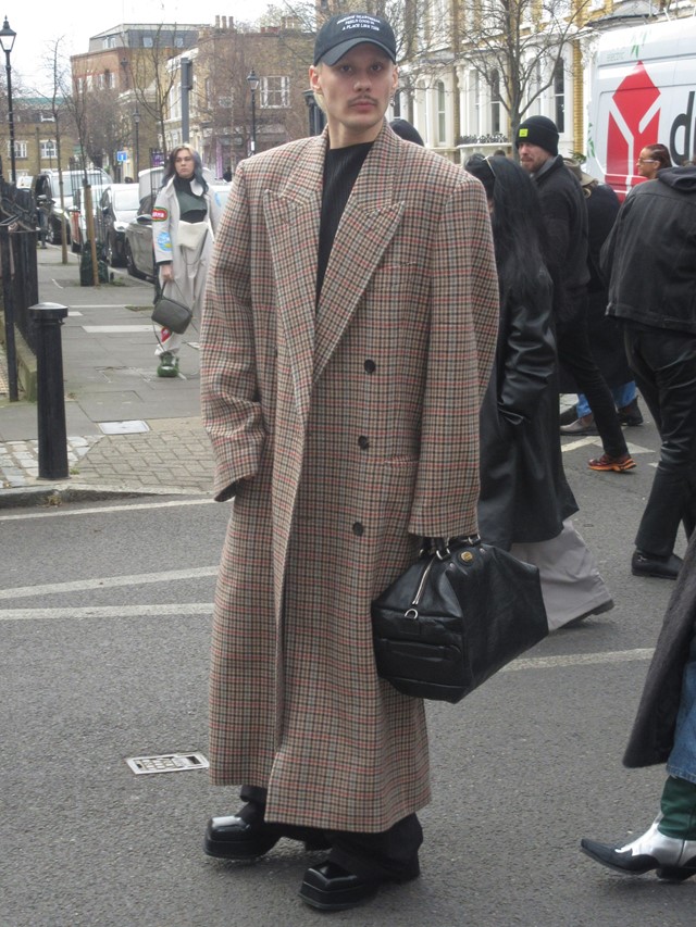 Street Style: London Fashion Week AW23 | Dazed