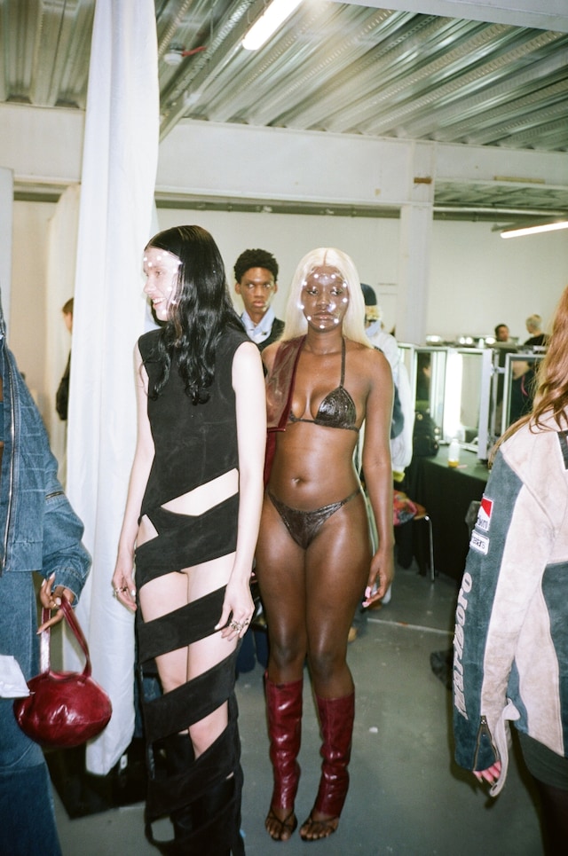 LFW extras 37