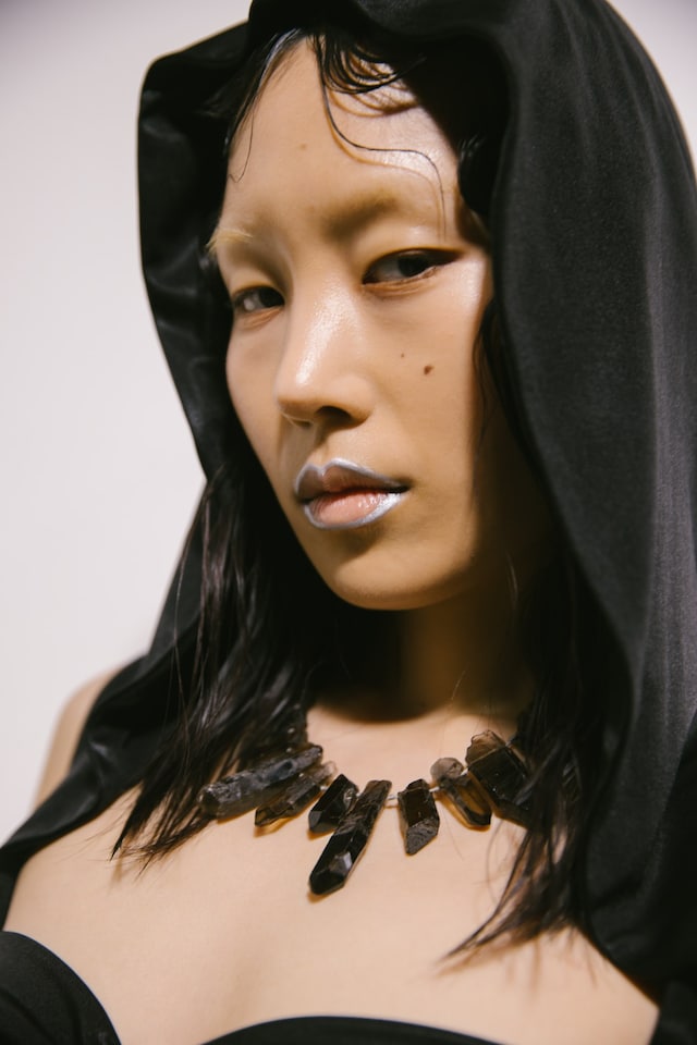 DiPetsa AW23 LFW Dazed Beauty Cris Fragkou 7