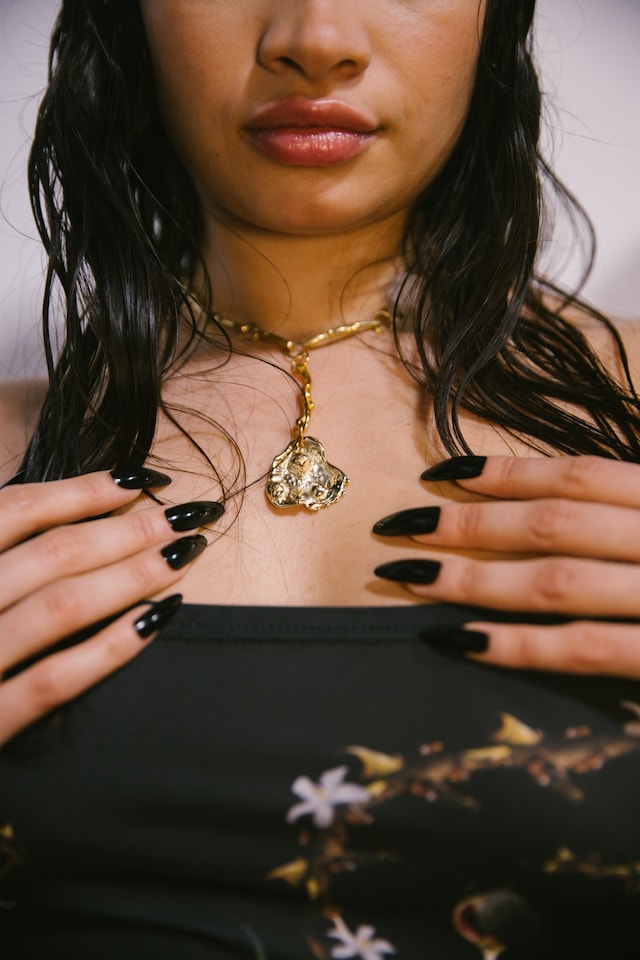 DiPetsa AW23 LFW Dazed Beauty Cris Fragkou 11