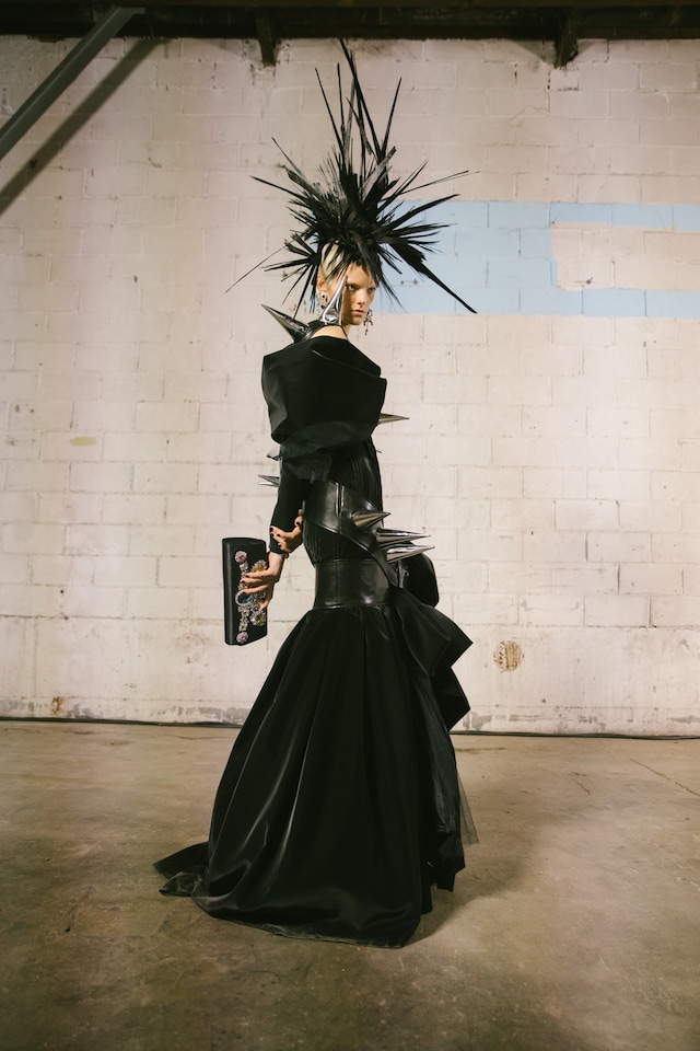 Moschino AW23 Jeremy Scott aristo-punks 3