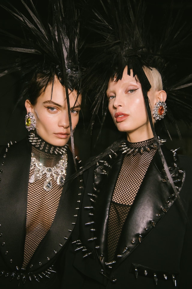Moschino AW23 Jeremy Scott aristo-punks 20