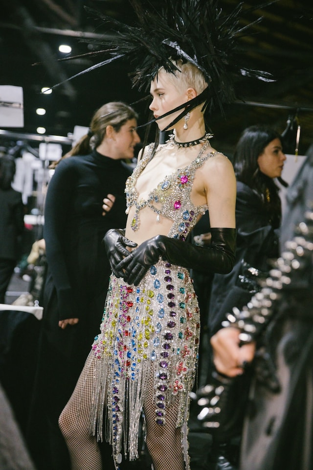 Moschino AW23 Jeremy Scott aristo-punks 22