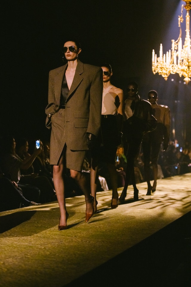 Saint Laurent AW23 28