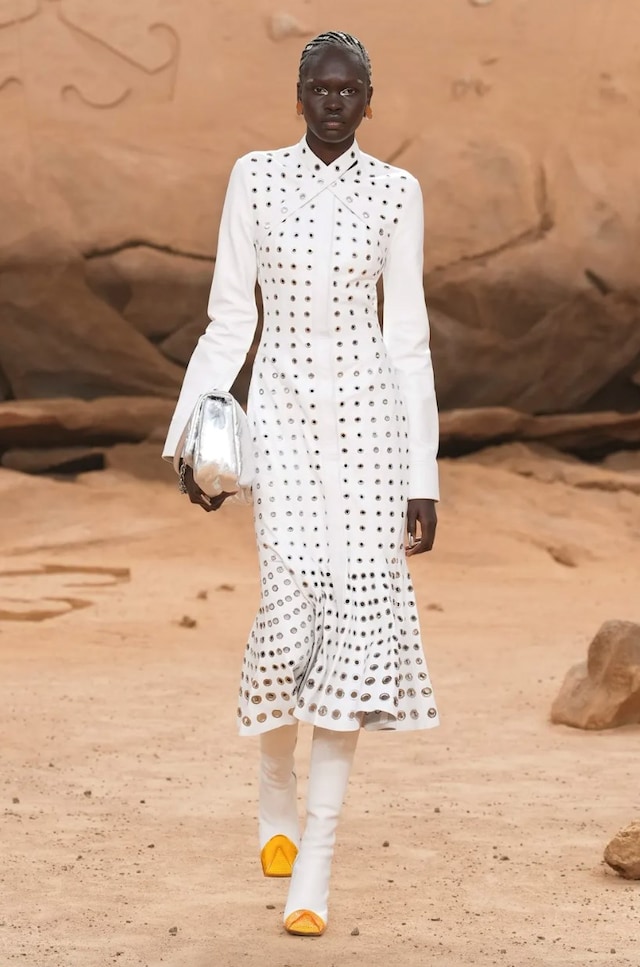 Off-White AW23 16