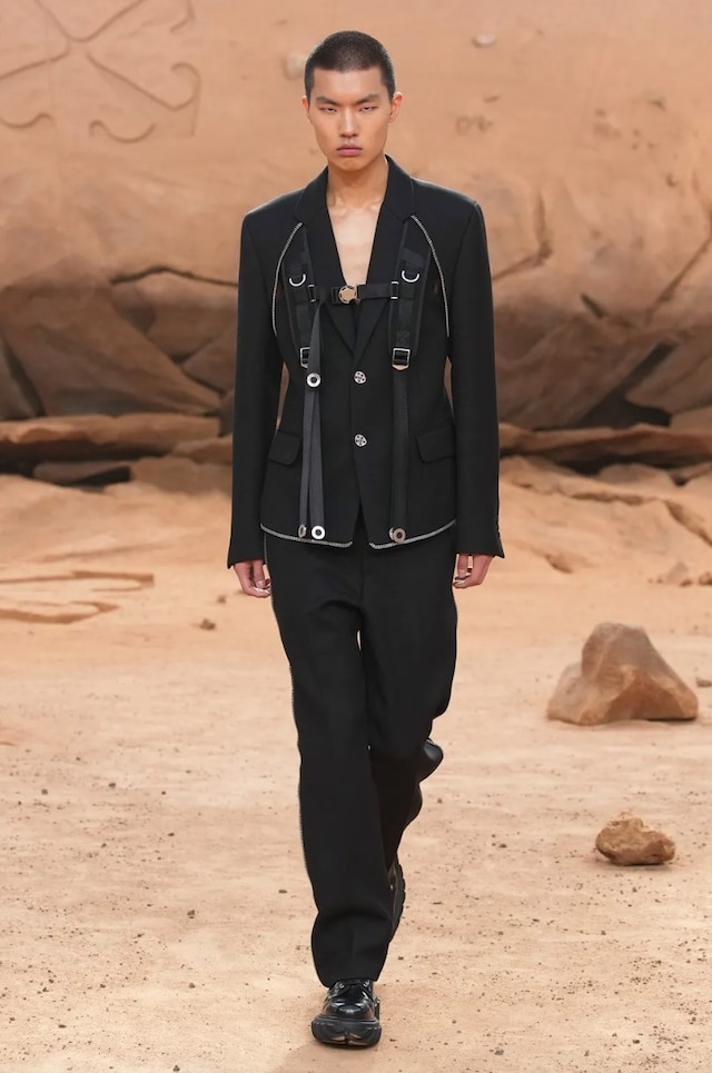 Off-White AW23 22