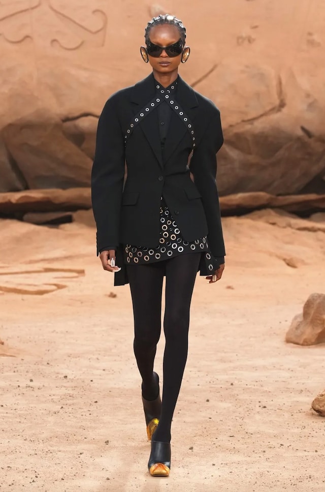 Off-White AW23 29