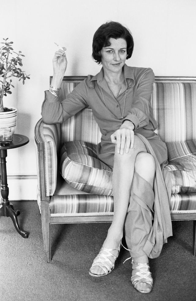 Poets In Vogue, Anne Sexton (1974) 15