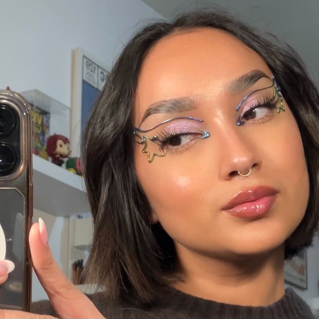 Vanessa Funes cut creaser hot glue gun makeup