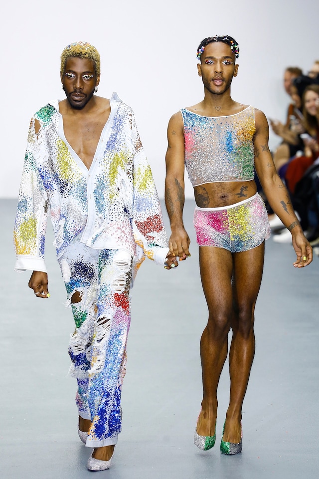 Fall in love and be more tender –&#160;Ashish exhibition 0
