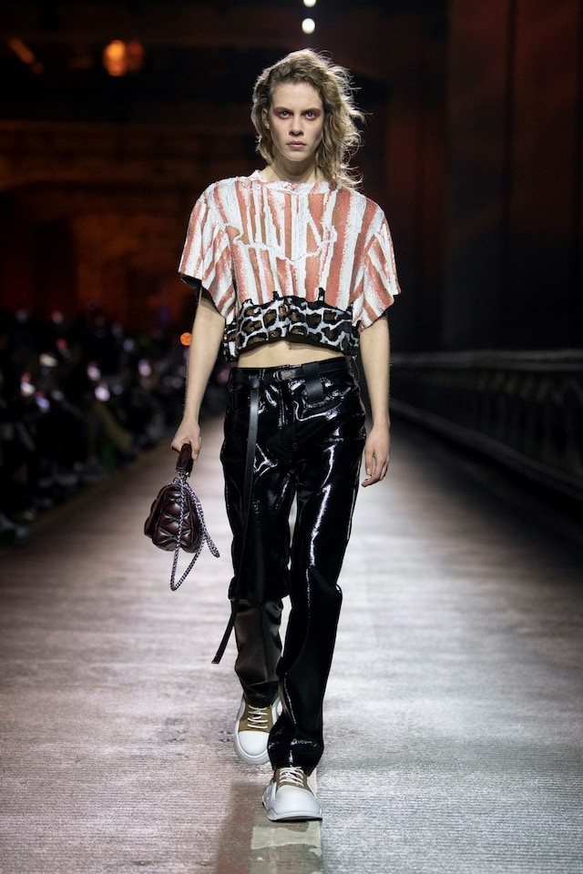 Louis Vuitton Pre-Fall 2023 show Seoul Squid Game 13