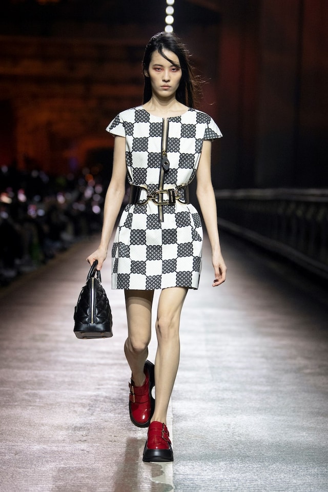 Louis Vuitton Pre-Fall 2023 show Seoul Squid Game 17