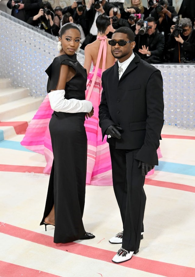 Usher and Bianca Saunders in Bianca Saunders Met Gala 2023 11