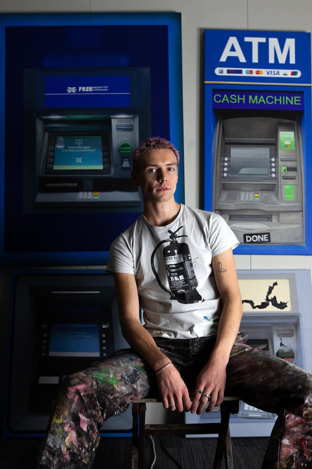 Callum Eaton, Tower Hill, London (2022) 1