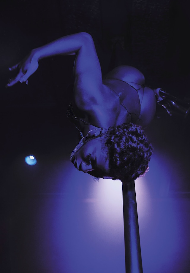 Adrienne Raquel, “No Hands”, ONYX 10