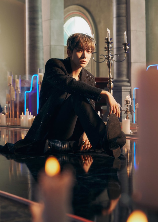 Enhypen K-pop band Heeseung 9
