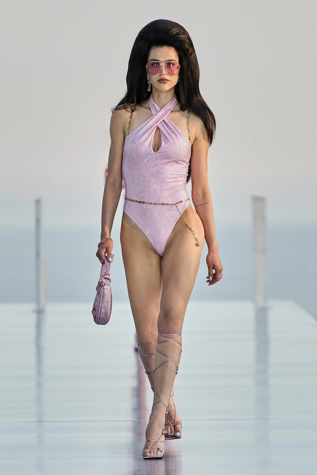 Versace 17