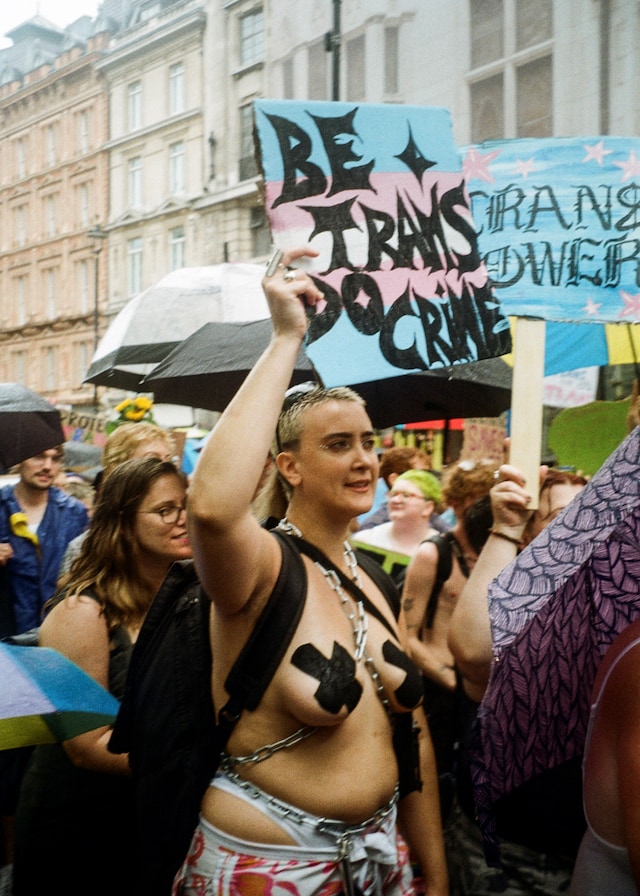 trans pride protest london 2023 34