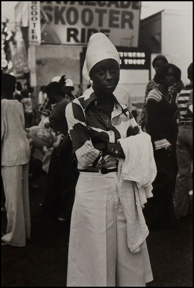 MING SMITH, “INSTANT MODEL” (1976) 4