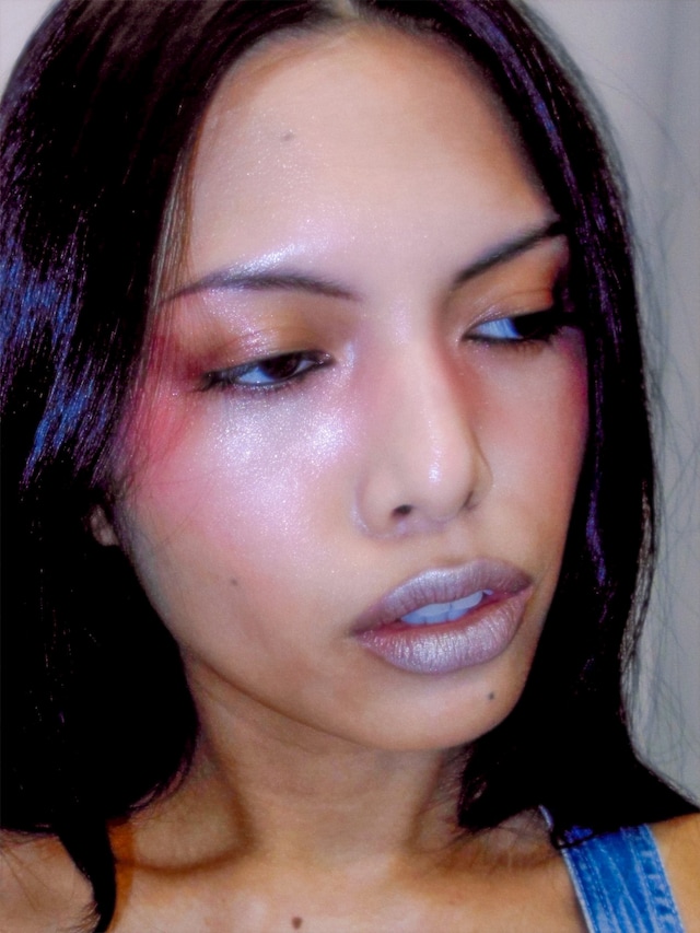 Aimee Twist makeup 90s sexy 10