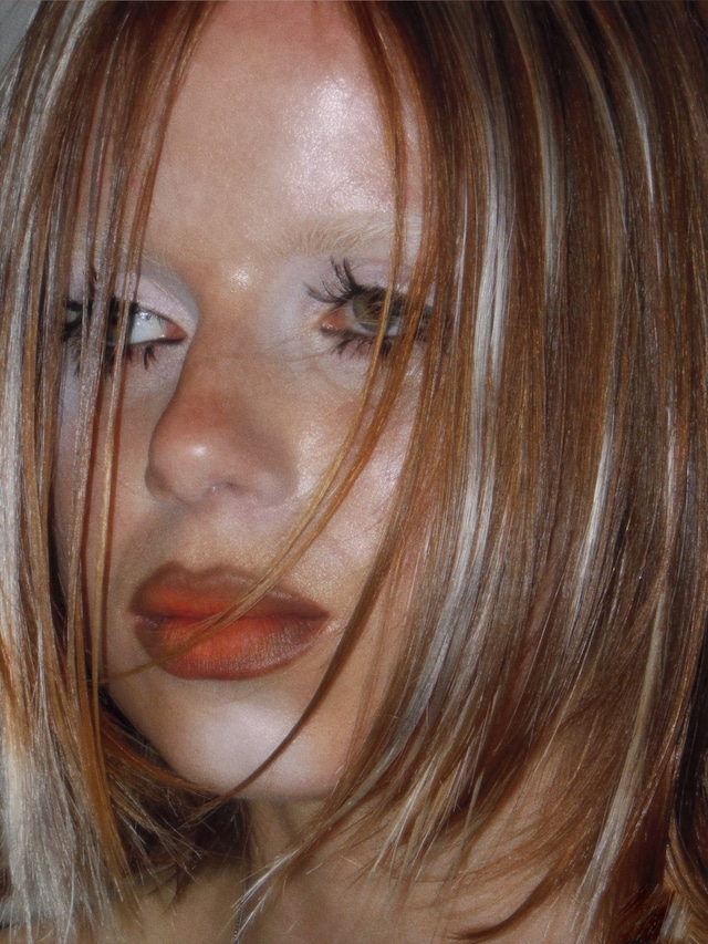 Aimee Twist makeup 90s sexy 3