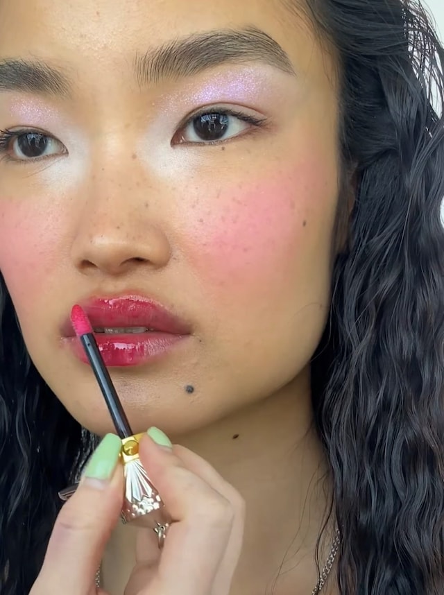 Aimee Twist makeup 90s sexy 4